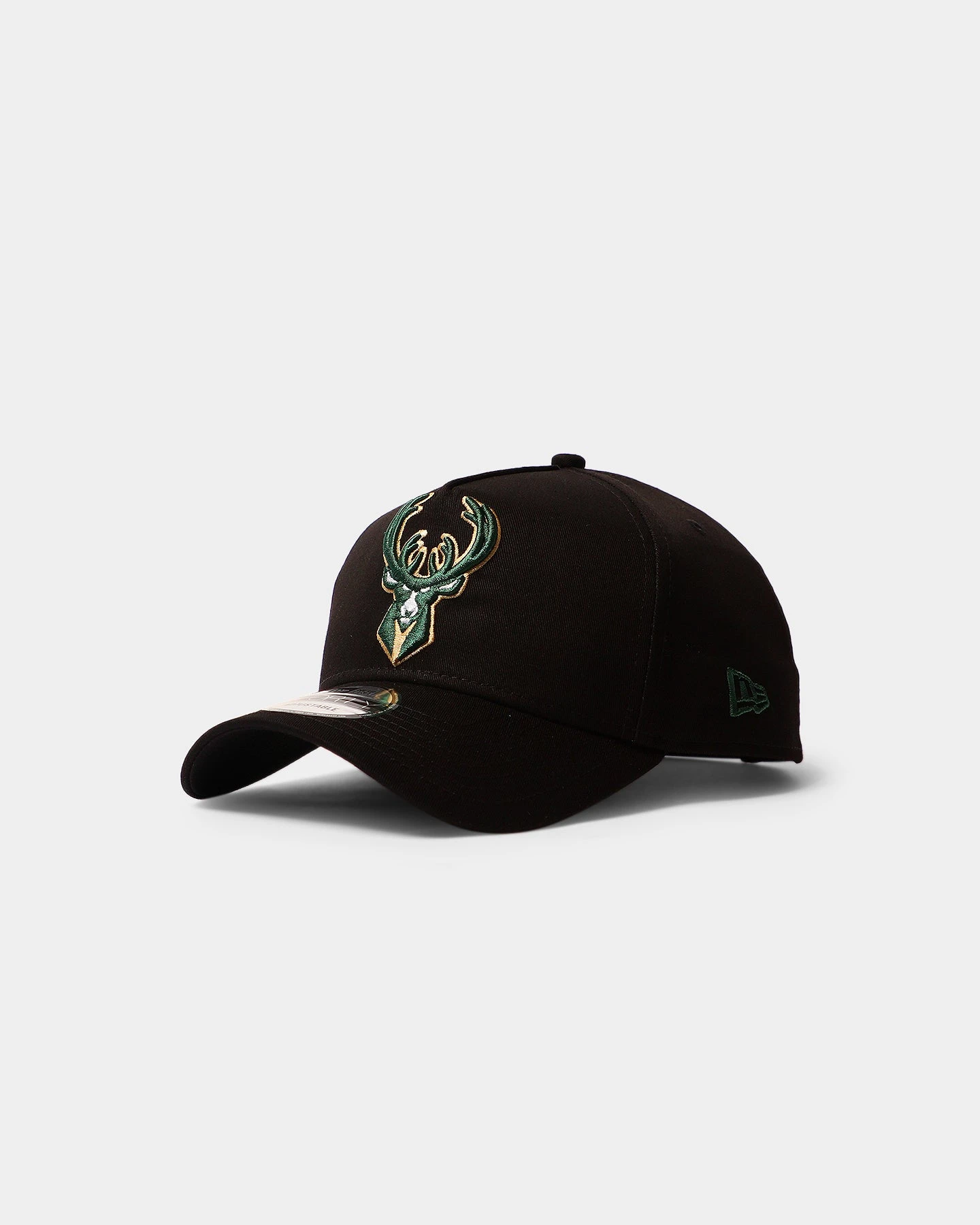 New Era Milwaukee Bucks NBA 9FORTY A-Frame Snapback Black 3 New Era Milwaukee Bucks NBA 9FORTY A-Frame Snapback Black