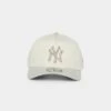 New Era New York Yankees 9FORTY A-Frame Snapback Chrome White -Sportswear Women Store 01023641 YC228 default 0010