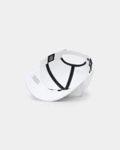 '47 BRAND 47 Brand Miami Dolphins '47 Clean Up Strapback White 13 '47 BRAND 47 Brand Miami Dolphins '47 Clean Up Strapback White -Sportswear Women Store 01029437 YW100 default 0060