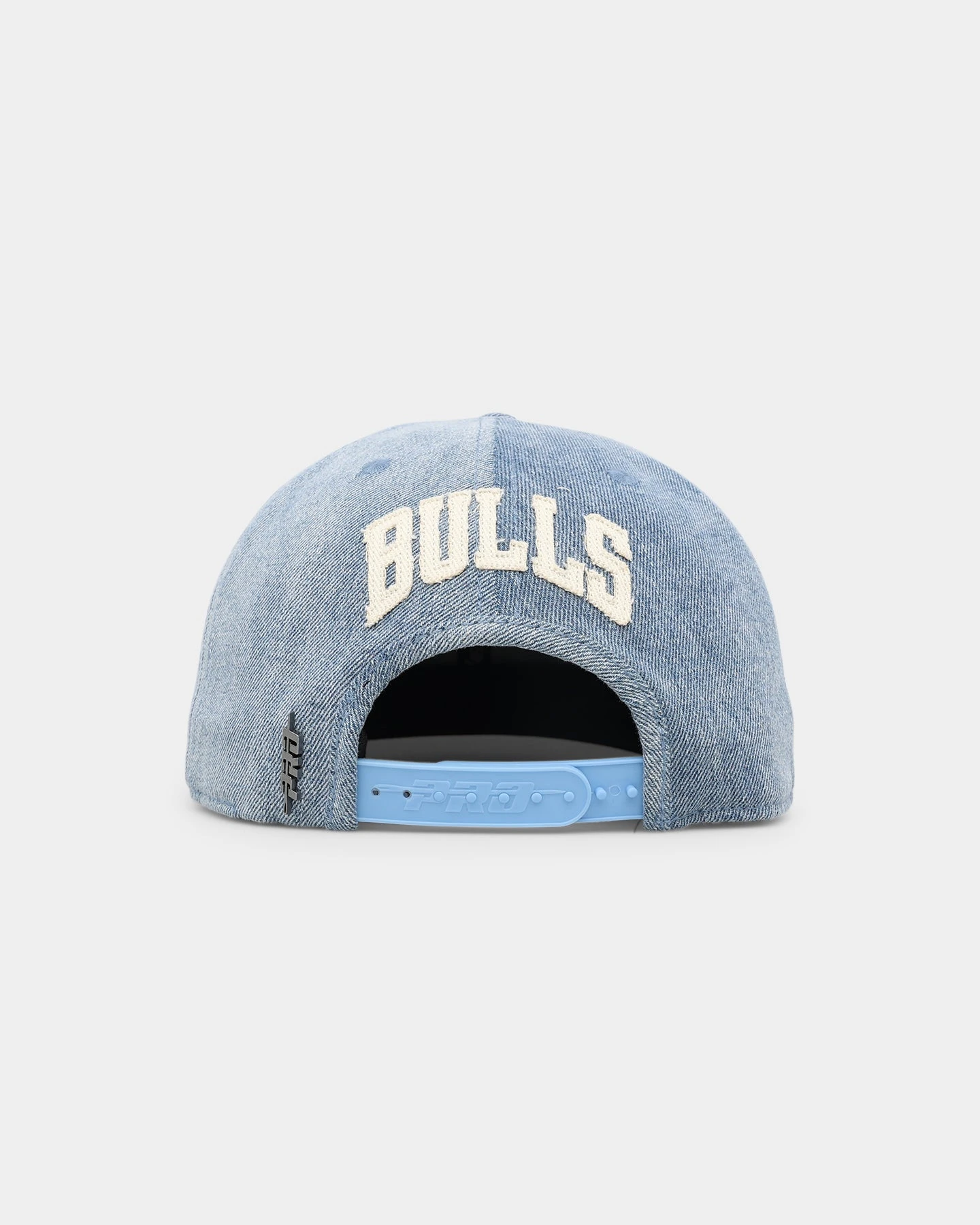 Pro Standard Chicago Bulls Denim Snapback 4 Pro Standard Chicago Bulls Denim Snapback - Image 2
