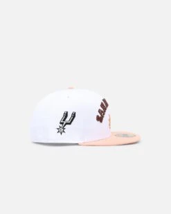 New Era San Antonio Spurs 'NBA CE Headwear Collection' 59FIFTY Fitted Black -Sportswear Women Store 01029853 YB001 default 0030