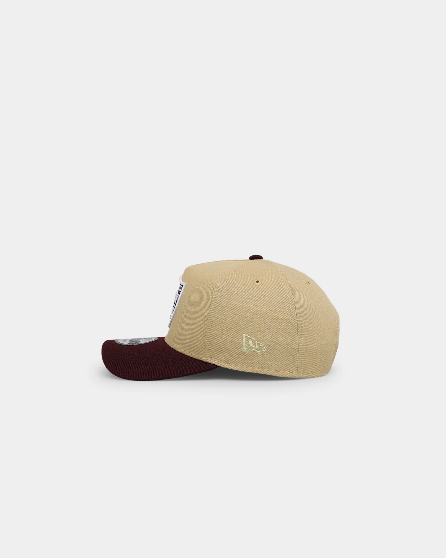 New Era Las Vegas Raiders 'Gold 2 Tone' 9FORTY A-Frame Snapback Gold 6 New Era Las Vegas Raiders 'Gold 2 Tone' 9FORTY A-Frame Snapback Gold - Image 4