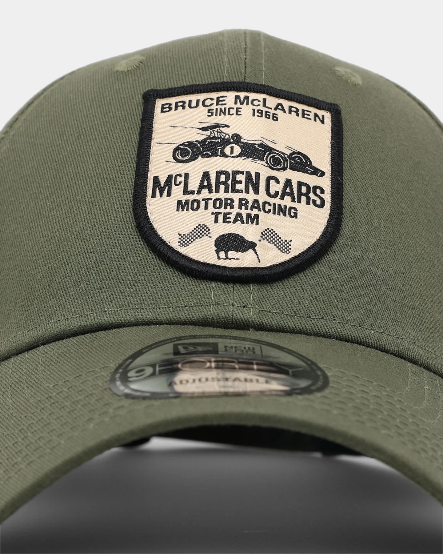 New Era McLaren Heritage Patch 9FORTY Strapback Green 7 New Era McLaren Heritage Patch 9FORTY Strapback Green - Image 5