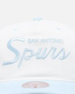 Mitchell & Ness San Antonio Spurs 'Pastel Corduroy' Deadstock Snapback White Cream/Light Blue -Sportswear Women Store 01032445 YX677 default 0050