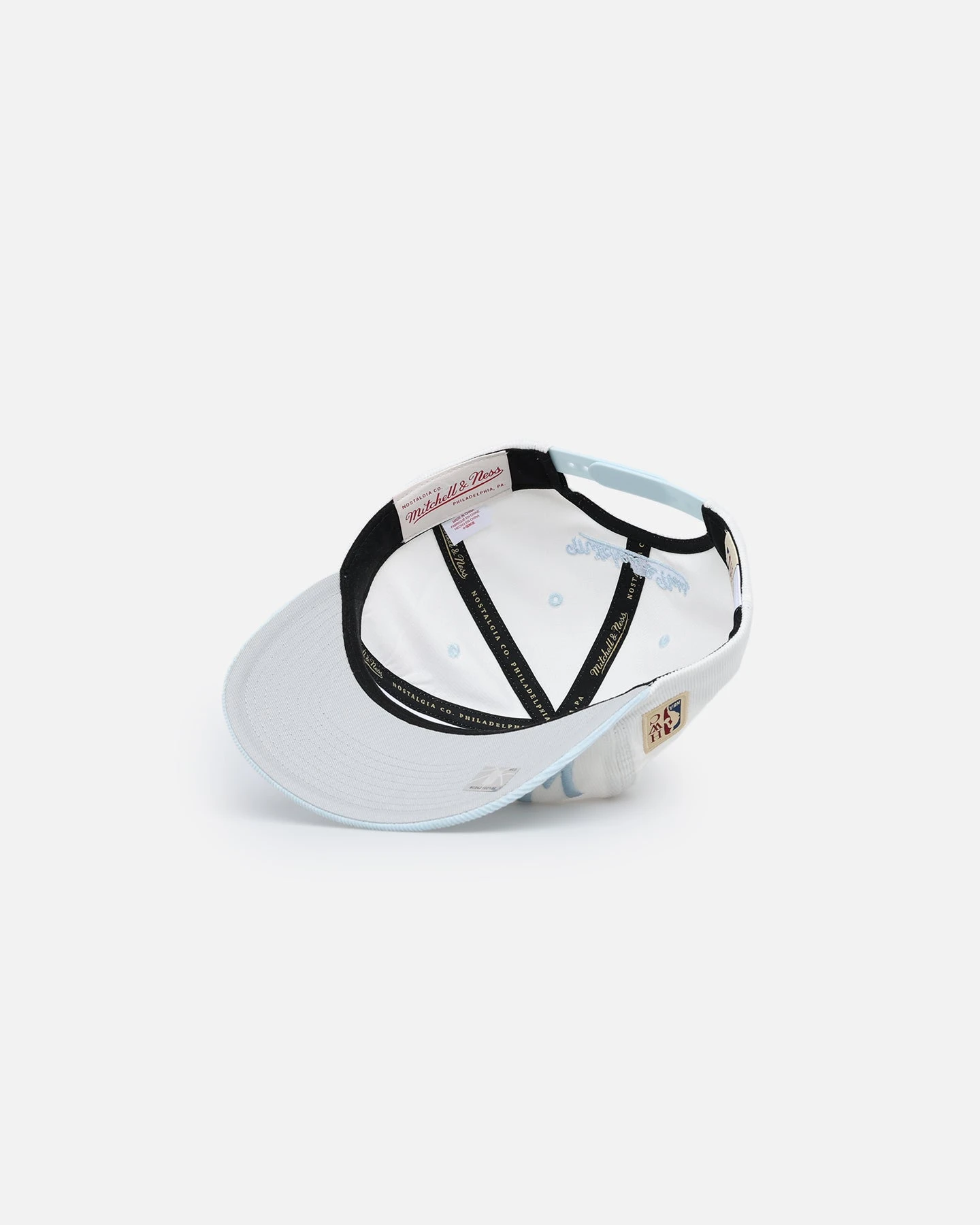 Mitchell & Ness Golden State Warriors 'Pastel Corduroy' Deadstock Snapback White Cream/Blue 8 Mitchell & Ness Golden State Warriors 'Pastel Corduroy' Deadstock Snapback White Cream/Blue - Image 6