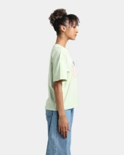 Majestic Athletic Women's Miami Dolphins Vintage NFL Logo T-Shirt Cucumber -Sportswear Women Store 02031775 YC000 womens 0050