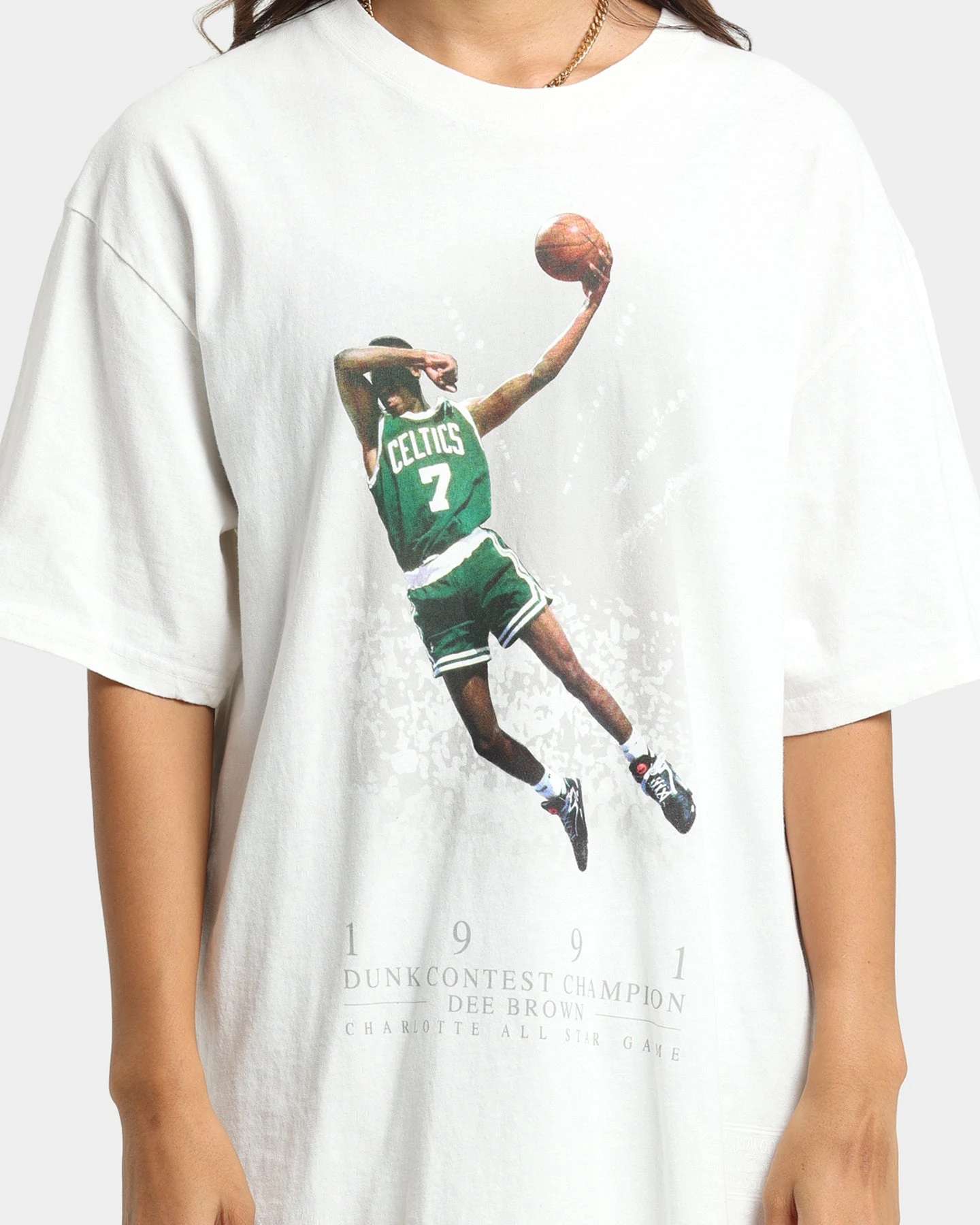 Mitchell & Ness Boston Celtics Dee Brown All Star Dunk T-Shirt Vintage White 5 Mitchell & Ness Boston Celtics Dee Brown All Star Dunk T-Shirt Vintage White - Image 3