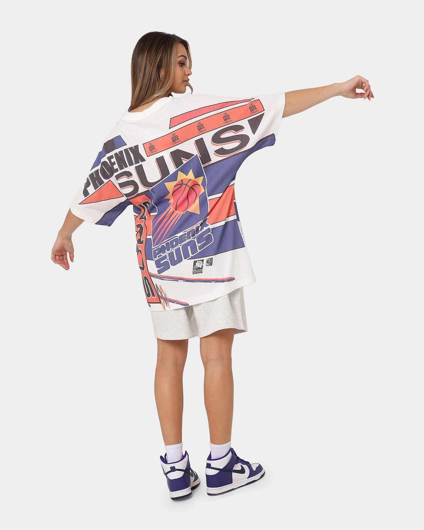 Mitchell & Ness Phoenix Suns '93 Game Over Vintage T-Shirt Vintage White 9 Mitchell & Ness Phoenix Suns '93 Game Over Vintage T-Shirt Vintage White - Image 7