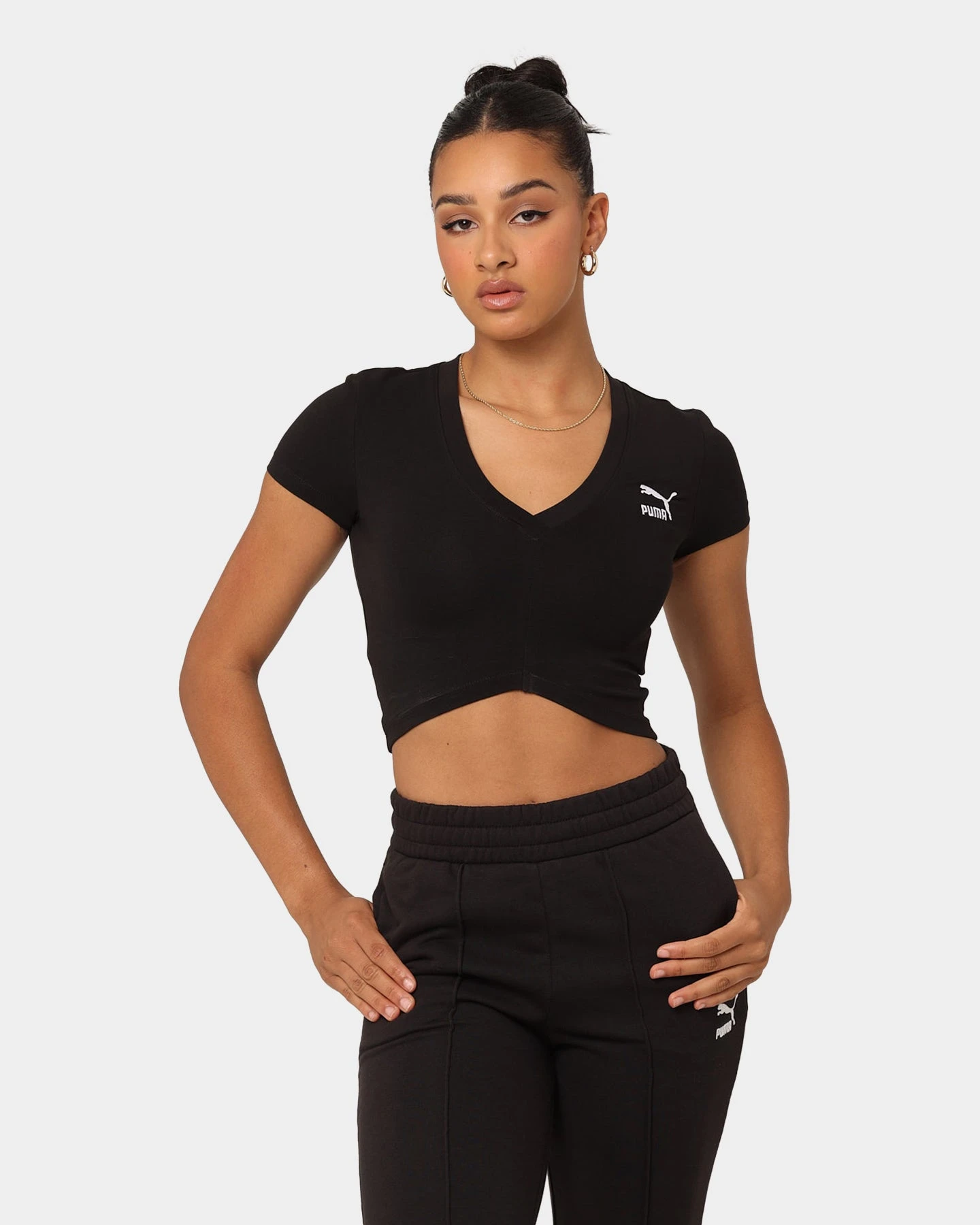 Puma Women's Classics Cropped Slim T-Shirt Puma Black 3 Puma Women's Classics Cropped Slim T-Shirt Puma Black