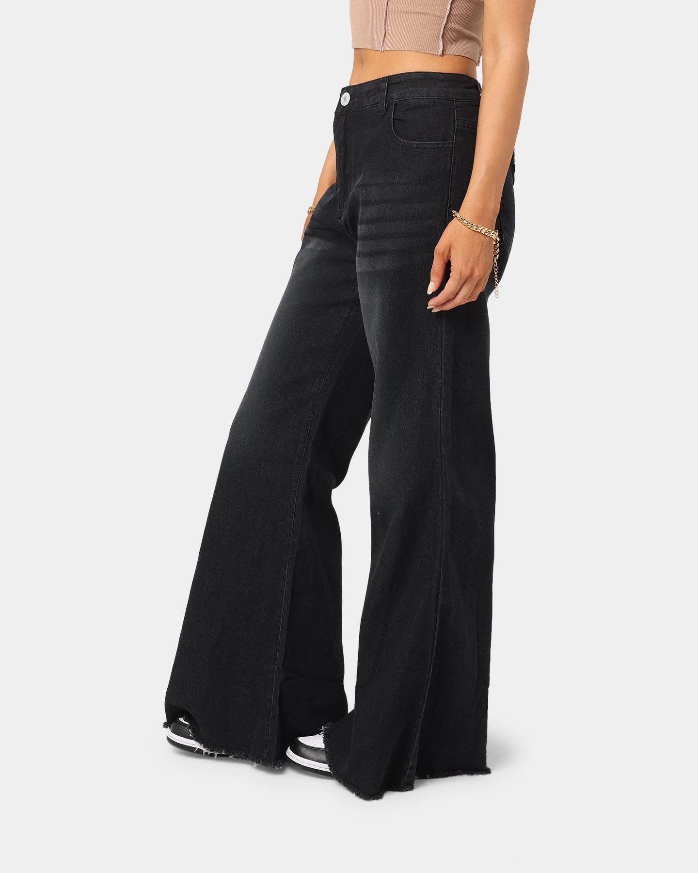 XXIII Women's Jacquie Bell Bottom Jeans Black 9 XXIII Women's Jacquie Bell Bottom Jeans Black - Image 7
