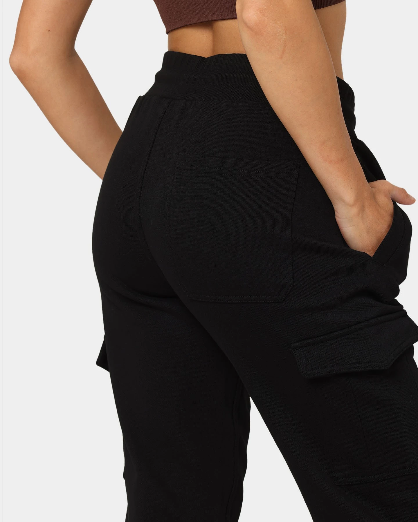 Carré Evolution Cargo Sweatpants Black 10 Carré Evolution Cargo Sweatpants Black - Image 8