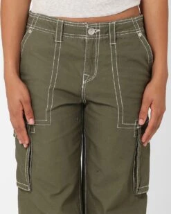 True Religion Women's Big T Cargo Pants Kalamata -Sportswear Women Store 03010925 YK071 womens 0070