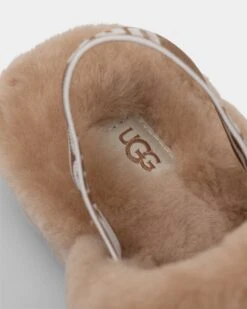 Ugg Boots Women's Fluff Yeah Slide Chestnut -Sportswear Women Store 05010700 YC060 default 0080