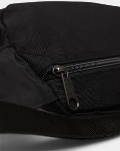 Eastpak Doggy Bum Bag Black -Sportswear Women Store 06008490 YB001 default 0040