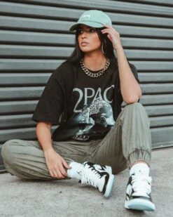 Tupac All Eyez Finger T-Shirt Washed Black