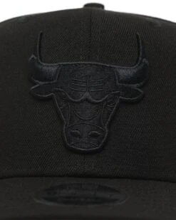 New Era Chicago Bulls 9FIFTY High Crown Precurved Snapback Black/Black -Sportswear Women Store 194456620643 default 050