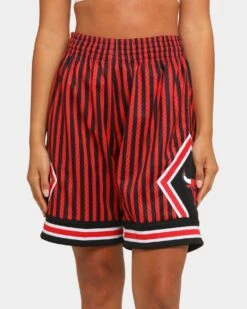 Mitchell & Ness Men's Chicago Bulls 1997 Striped SM Short Black/Red -Sportswear Women Store 194582209248 womens 0050