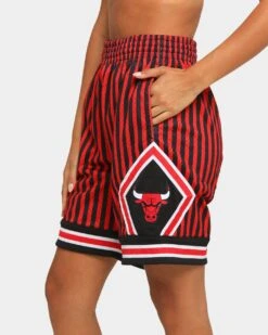 Mitchell & Ness Men's Chicago Bulls 1997 Striped SM Short Black/Red -Sportswear Women Store 194582209248 womens 0090