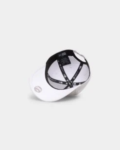 New Era Kid's New York Yankees White UV Activation 9FORTY A-Frame Stretch Fit UV Active White 16 New Era Kid's New York Yankees White UV Activation 9FORTY A-Frame Stretch Fit UV Active White -Sportswear Women Store 195600638477 default 0060