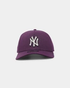 New Era New York Yankees 9FORTY A-Frame Snapback Plum