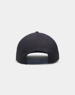 New Era New York Yankees 'Shadow Team Logo' Old Golfer Snapback Original Team Colours -Sportswear Women Store 196174173289 default 0020