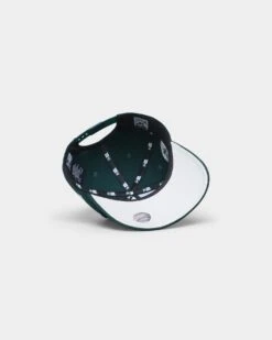 New Era Cincinnati Reds'Green & Cream' Old Golfer Snapback Dark Green -Sportswear Women Store 196312168917 default 0060