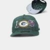 New Era Green Bay Packers 'Super Bowl Past Champions' Old Golfer Strapback Green 2 New Era Green Bay Packers 'Super Bowl Past Champions' Old Golfer Strapback Green -Sportswear Women Store 196312590060 default 0005