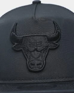 New Era Chicago Bulls Trucker Golfer Snapback Black/Black -Sportswear Women Store 196313044104 default 0050