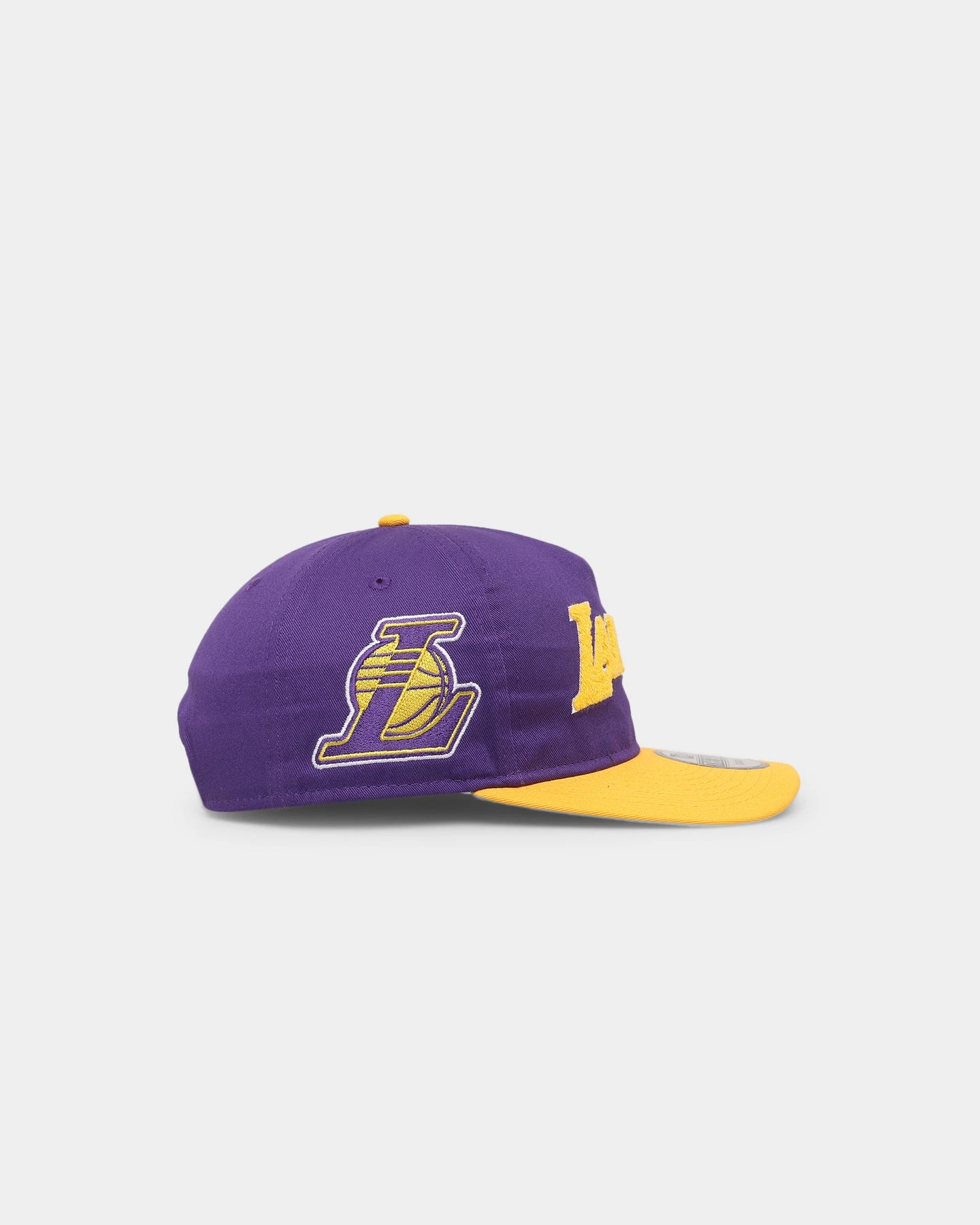 New Era Los Angeles Lakers 'Chenille' Golfer Snapback Purple 5 New Era Los Angeles Lakers 'Chenille' Golfer Snapback Purple - Image 3