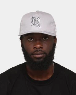New Era Detroit Tigers 'Koala Grey' Old Golfer Snapback Grey/White -Sportswear Women Store 196500152391 mens 0100