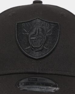 New Era Las Vegas Raiders 'Black On Black' 9FORTY Casual Strapback Black/Black -Sportswear Women Store 196819011679 default 0050