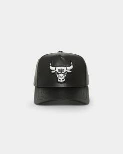 New Era Chicago Bulls 'PU Leather' 9FORTY K-Frame Strapback Black/White