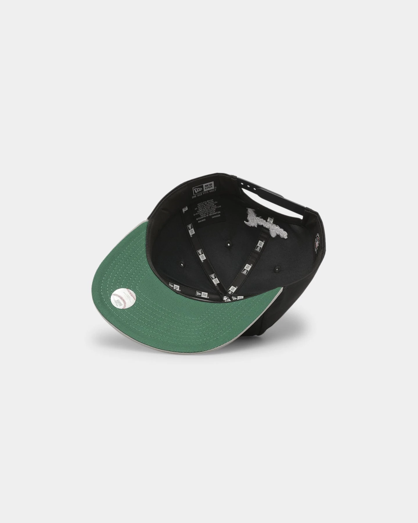 New Era New York Yankees 'Retro Block Script' Golfer Snapback Navy 8 New Era New York Yankees 'Retro Block Script' Golfer Snapback Navy - Image 6