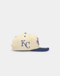 New Era Kansas City Royals '1980s World Series Through The Decades' 1985 World Series Golfer Snapback Chrome White/Original Team Colours -Sportswear Women Store 197214869971 default 0030