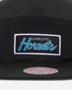 Mitchell & Ness Charlotte Hornets Team Logo Camper Strapback Black -Sportswear Women Store 197507374281 default 0050