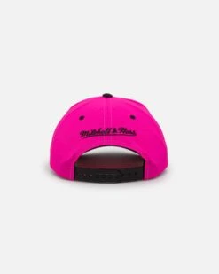 Mitchell & Ness San Antonio Spurs Nylon Deadstock 2-Tone Snapback Neon Pink/Black -Sportswear Women Store 197507375073 default 0020