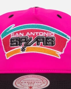 Mitchell & Ness San Antonio Spurs Nylon Deadstock 2-Tone Snapback Neon Pink/Black -Sportswear Women Store 197507375073 default 0050