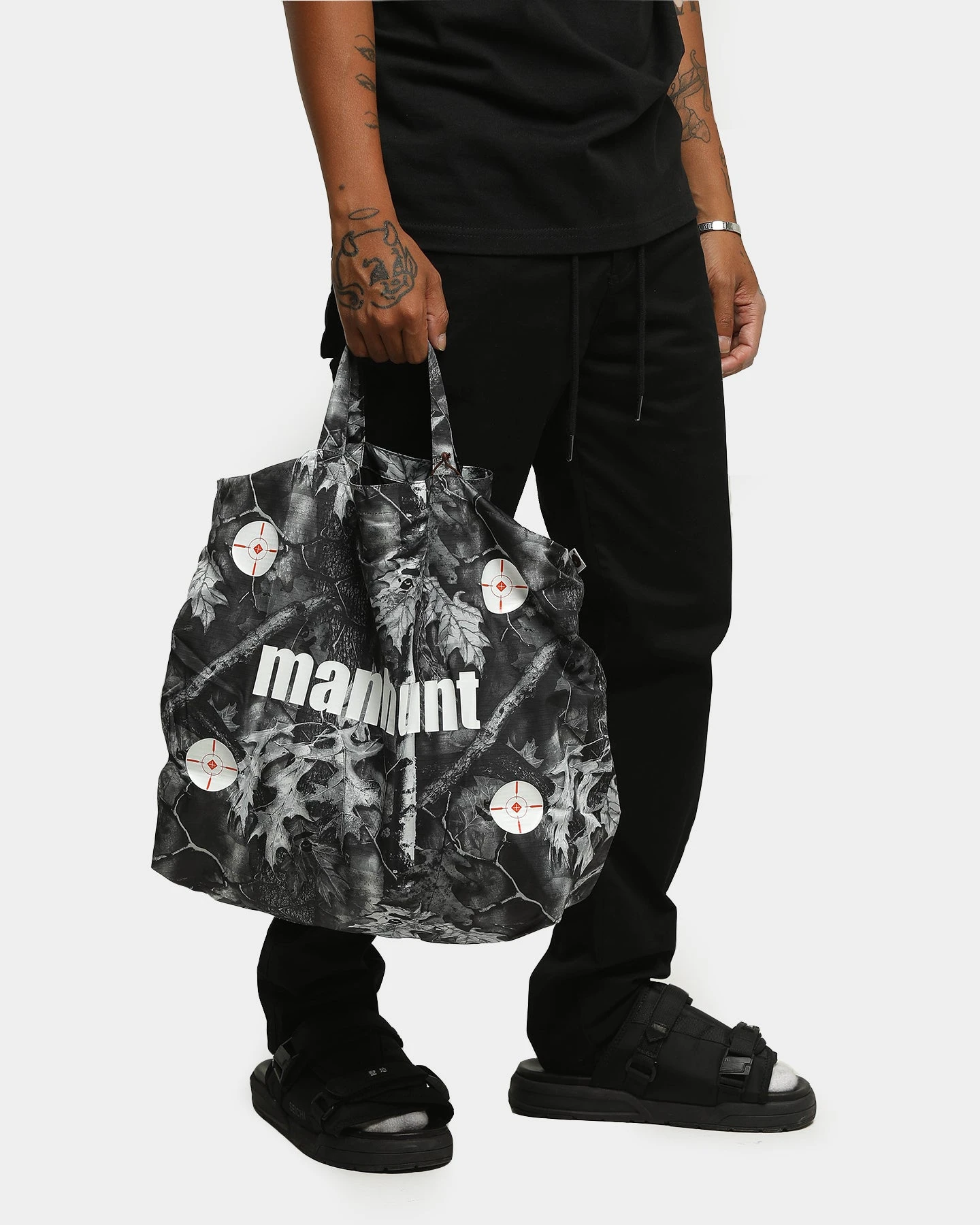 A Bathing Ape Bape Forest Camo Tote Bag Black 4 A Bathing Ape Bape Forest Camo Tote Bag Black - Image 2