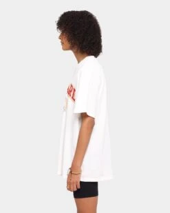 NATIONAL COLLEGIATE ATHLETIC ASSC Harvard University Team Arch Logo Vintage T-Shirt Vintage White -Sportswear Women Store 9353380255777 womens 0060